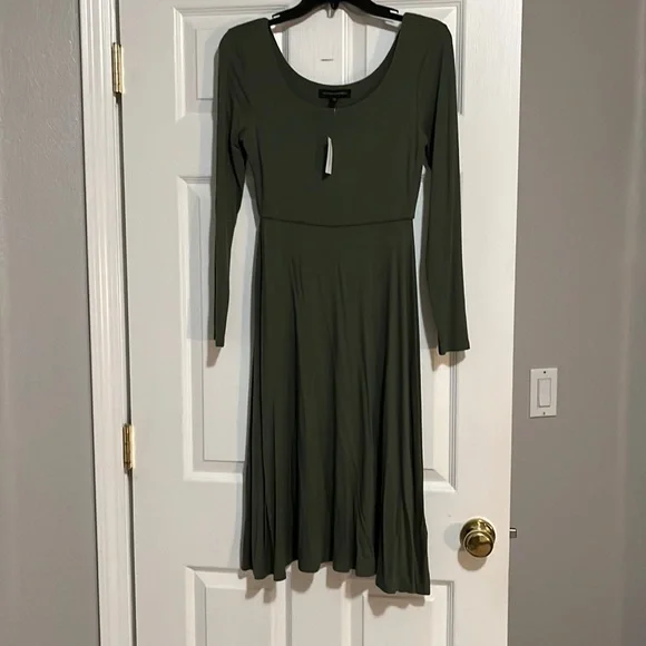 chinese dress ladies Shop Banana Republic Clothing and Dresses at SilkRoll. Trade with us!